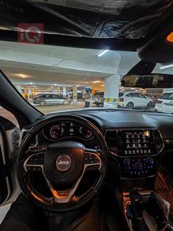 جيب جراند شيروكي